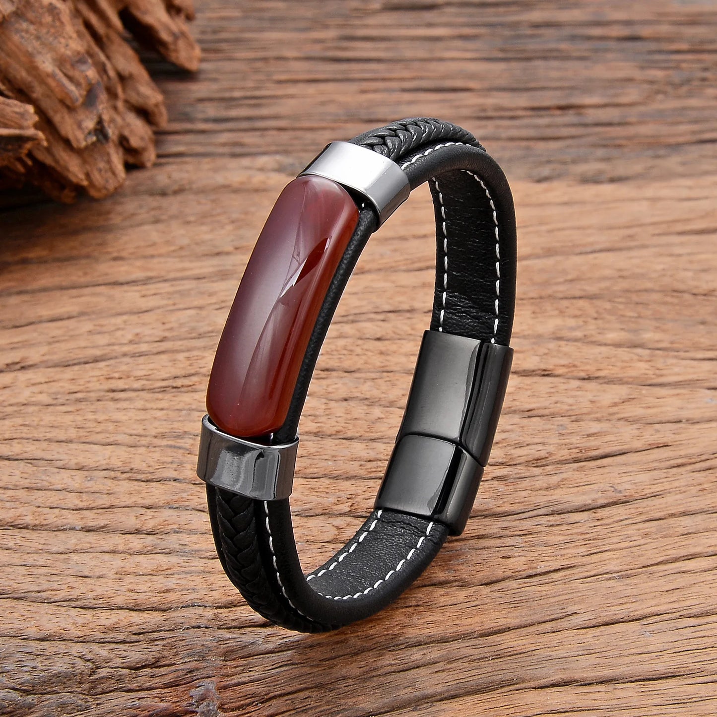 Bracelets en cuir tressé
